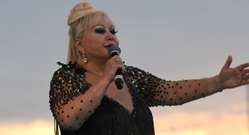 Alzheimer teşhisi konulduğu söylenilen usta sanatçı Muazzez Abacı'dan sevenlerine müjdeli haber geldi!