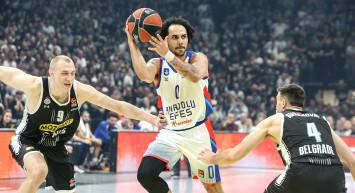Anadolu Efes Sırbistan'da kayıp: Partizan'a mağlup oldu