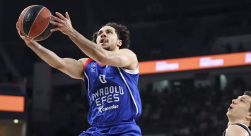 Anadolu Efes, Turkish Airlines Euroleague'in 34. hafta karşılaşmasında Kızılyıldız deplasmanına gidiyor!