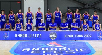 Anadolu Efes’te Ergin Ataman ve Bryant Dunston, Turkish Airlines Euroleague’de Final Four’a yükselmeleri hakkında konuştu!