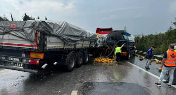 Anadolu Otoyolu'nda Kaza: İstanbul Yönü Ulaşıma Kapatıldı!