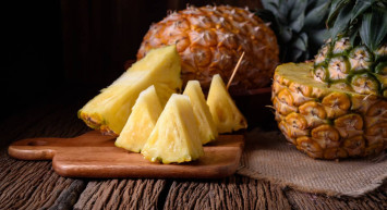 Ananas nedir, faydaları nelerdir? Ananas nasıl yenir, soyulur ve kesilir? Ananas gaz yapar mı?