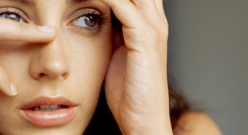 Anksiyete Bozukluğu Nedir, Anksiyete Belirtileri ve Tedavisi Nedir?