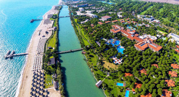 Antalya, turist ağırlama rekorunu kırdı: 1 milyon ziyaretçi!