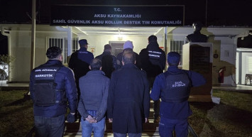 Antalya'da Düzensiz Göçmen Operasyonu