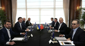 Antalya'daki tarihi Rusya Ukrayna zirvesi sona erdi! Peşe peşe açıklamalar yapıldı