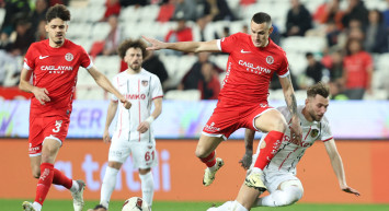 Antalyaspor galibiyet hasretini bitirdi: Gaziantep FK'yı mağlup etti