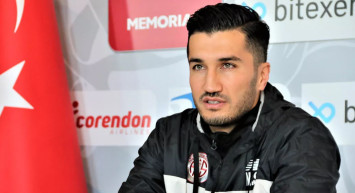 Antalyasporlu Nuri Şahin hem futbolcu hem de teknik direktörlük yapmanın çok zor bir görev olduğunu söyledi