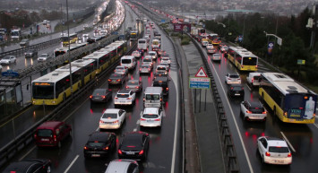 Araç sahipleri için yeni dönem: HGS plaka düzenlemeleri E-Devlet’ten yapılabilecek