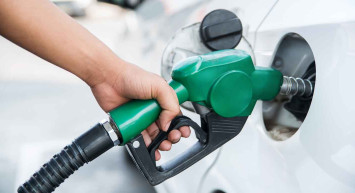 Araç sahiplerine müjde: Motorinde bir dev indirim daha! İşte güncel akaryakıt fiyatları