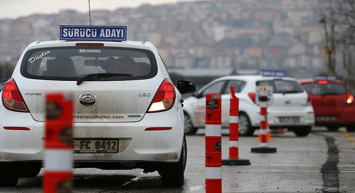 Araç sahiplerini ilgilendiriyor: 2023’te 10 bin lira maliyeti olacak