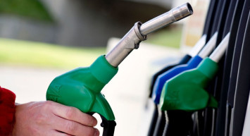 Araç sahiplerini üzecek haber! Benzin litre fiyatı 26 lirayı geçti