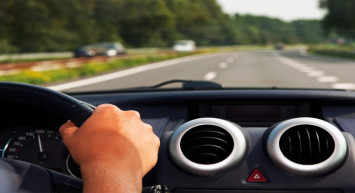 Aracınızın yakıt tüketimini artıran 10 şaşırtıcı neden: İşte sürücülerin dikkat etmesi gereken önemli detaylar