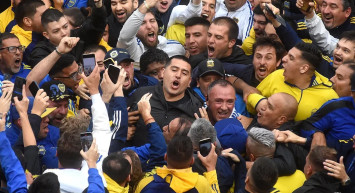 Arjantinli efsane futbolcu Boca Juniors'un yeni başkanı seçildi: Futbol tarihine geçti