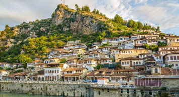 Arnavutluk Gezilecek Yerler Listesi 