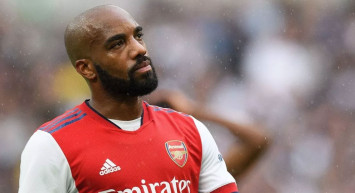 Arsenal'de Alexandre Lacazette ile yollar ayrıldı!