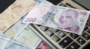 Asgari ücrete enflasyon ayarı: Ara zam rafa kalkıyor