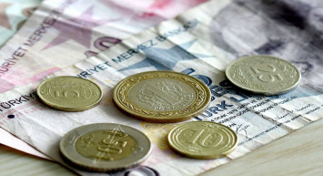 Asgari ücrette zam tartışmaları yoğunlaştı: Rakamlarda beklentiler ortaya çıkıyor