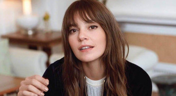 Aslı Enver'den Tatil Pozu! Paylaşımlarına Beğeni Yağdı