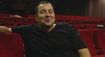 Ata Demirer’den herkesi duygulandıran paylaşım! Yıllar sonra aynı mahallede!