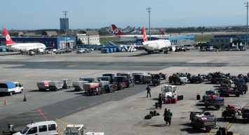 Atatürk Havalimanı'nın doğu-batı pistleri acil kullanım için açık tutulmaya devam edecek!