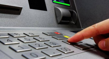 ATM kullananları ilgilendiriyor: Milyonlarca lira para alıkonuluyor