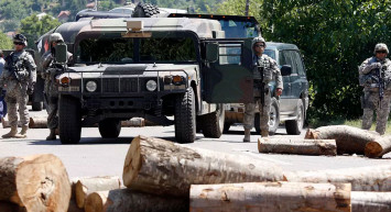 Avrupa’da ortalık karışıyor: Mitroviça'da siren sesleri yükselmeye başladı