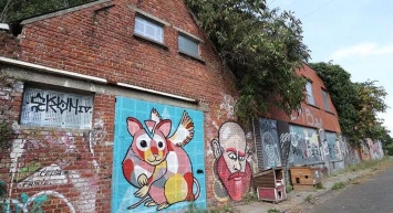 Avrupa'nın Orta Yerinde Tuhaf Bir Kasaba: 20 Kişi Yaşıyor!