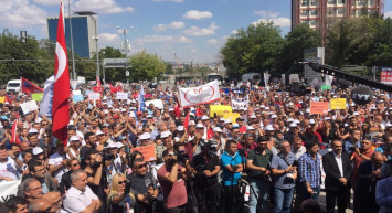 Aylardır beklenen süreç tamamlandı: EYT düzenlemesi TBMM Komisyonu’nda kabul edildi
