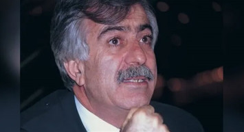 Azimet Köylüoğlu kimdir, ne zaman, hangi hükümet döneminde bakanlık yaptı? Azimet Köylüoğlu tüm servetini telefon dolandırıcılarına kaptırdı!