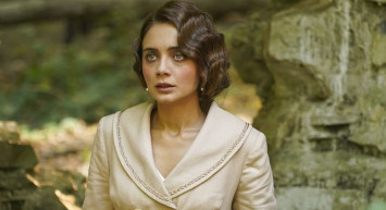 Aziz dizisinin Dilruba'sı güzel oyuncu Damla Sönmez'den, set ekibini endişelendiren haber geldi