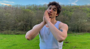 Bahar dizisinde Aziz Uras karakterine hayat veriyor: Demirhan Demircioğlu kimdir, kaç yaşında ve hangi dizilerde oynadı?