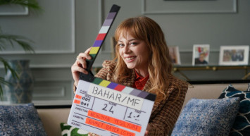 Bahar dizisinin başrolü Demet Evgar kimdir, hangi dizilerde oynadı?