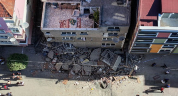 Bahçelievler’de büyük panik yaşandı: 7 katlı bina çöktü! 3 katı kaçak çıktı