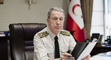 Bakan Akar acı haberi duyurdu: Depremde 3 askerimiz şehit oldu