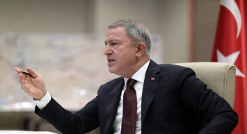 Bakan Akar Yunanistan’ı uyardı: Kışkırtıcı tavırlarından vazgeçmeye davet ediyoruz