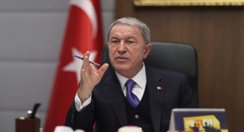 Bakan Akar’dan İsveç’e terör tepkisi: Ziyaretlerinin önemi de anlamı da kalmadı