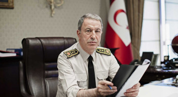 Bakan Akar'dan Pençe Kilit Operasyonu açıklaması: Teröristlerin sınırlara girmeleri mümkün olmayacak