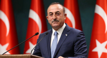 Bakan Çavuşoğlu’ndan ABD’ye tepki: Gölge etmeyin yeter