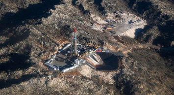 Bakan Dönmez müjdeli haberi verdi: O bölgede petrol çıkarılacak