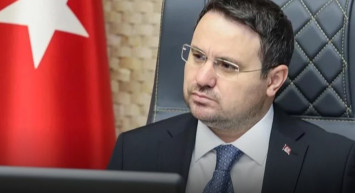 Bakan Gürlek: “Mahkemeler Siyasi Şov Yeri Değil”