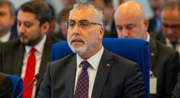 Bakan Işıkhan’dan mesai saatleriyle ilgili haberlere net açıklama geldi! Mesai saatleri değişecek mi?