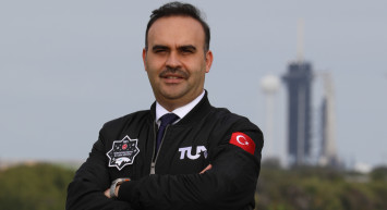 Bakan Kaçır: O sadece bir astronot değil aynı zamanda milli gururumuzdur