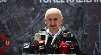 Bakan Karaismailoğlu tarih vererek müjdeyi açıkladı: İstanbul'a yeni metro hattı!