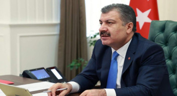 Bakan Koca sürücüleri uyardı: Ambulansların peşine takılmayın