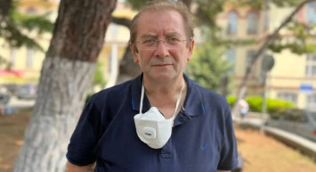 Bakan Koca’dan acı haber: Bilim Kurulu üyesi hayatını kaybetti