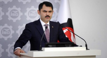 Bakan Kurum’dan çevre kirliliği uyarısı: Doğaya atılan her atık çevremize kalıcı zararlar veriyor