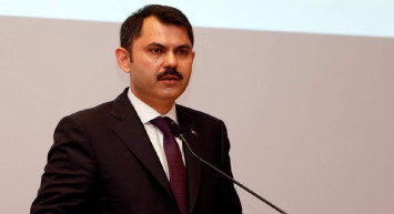 Bakan Kurum’dan deprem açıklaması: Ekipler bölgeye yönlendirildi