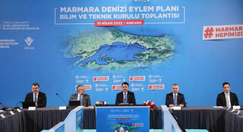 Bakan Kurum'dan önemli açıklama: Denizlerimizde kılıç, orkinos, uskumru balıklarını görene kadar Marmara'daki mücadelemiz devam edecek