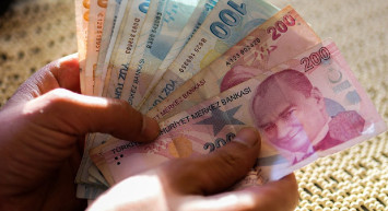 Bakan Mahinur Özdemir Göktaş açıkladı: Evde Bakım Yardımı paraları hesaplara geçiyor